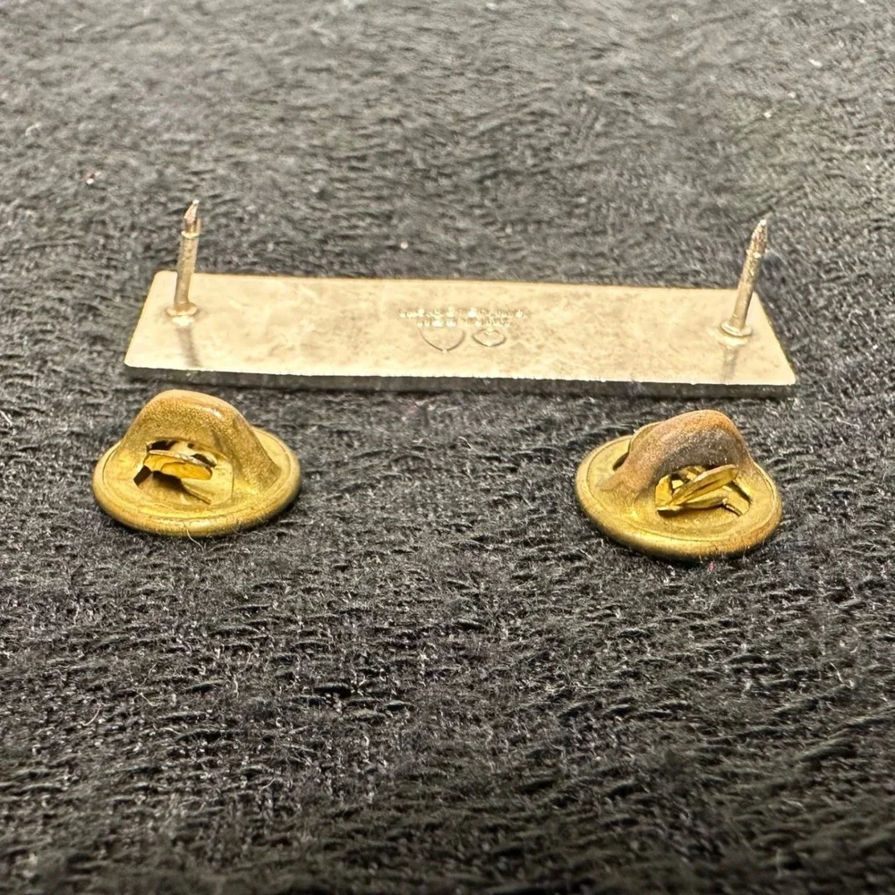 NS Meyer New York Military Pin Crossed Rifles‎ 1842 Infantry Style Badge